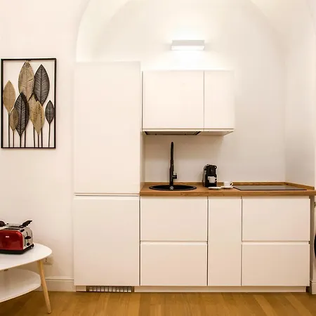 Holidays Teatro Pace ローマ