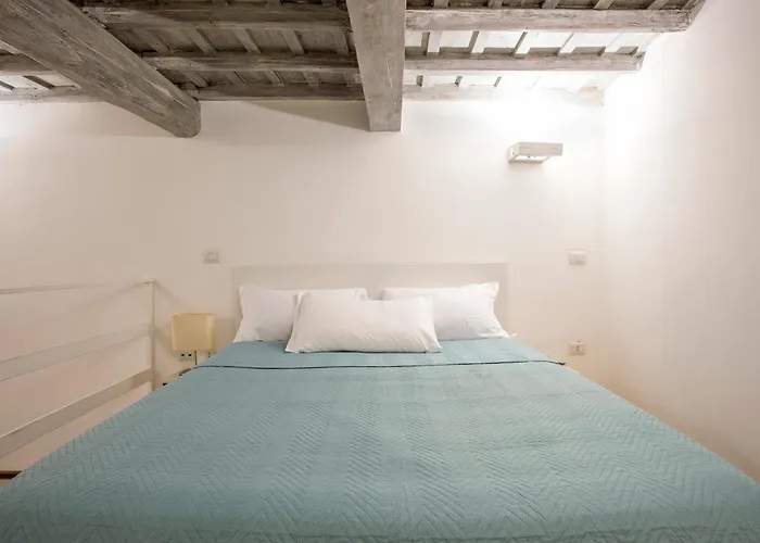 Apartman Holidays Teatro Pace Róma