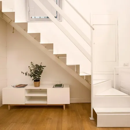 Apartment Holidays Teatro Pace